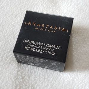 Anastasia Dip Brow Pomade